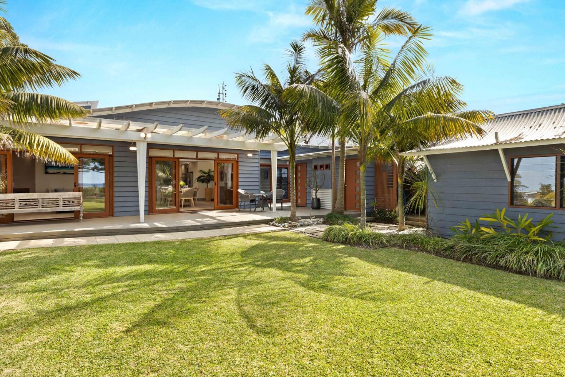 Villa Bali Beach House By Experience Jervis Bay Vincentia Exterior foto